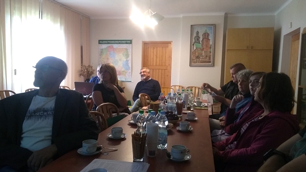 Dyrektor SDOO Krzysztof Słowiak przywitał gości i przedstawił działalność Stacji