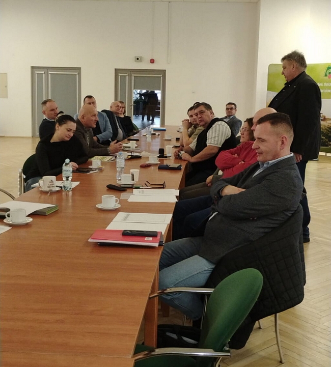 Dyskusja miedzy uczestnikami Posiedzenia PDO