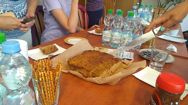Tematyczny poczęstunek pasztet z soi